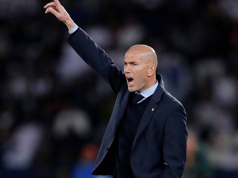 Zidane volta a ser técnico do Real Madrid